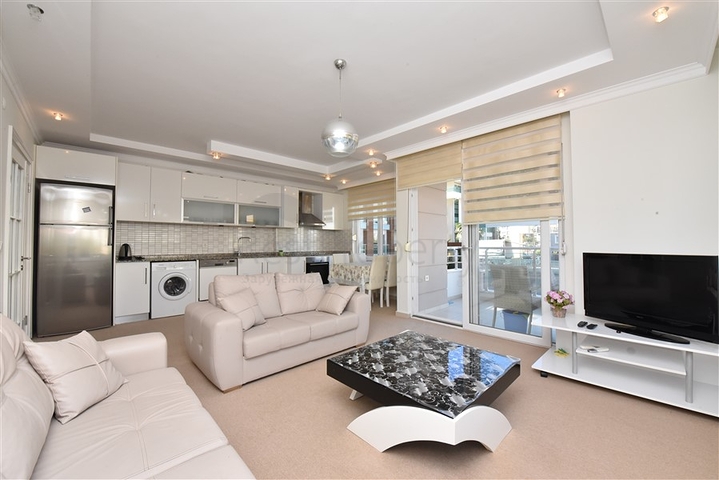 1+1 Wohnung zu vermieten in der ersten Zeile 