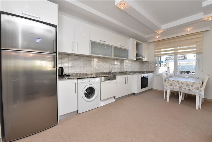 1+1 Wohnung zu vermieten in der ersten Zeile 