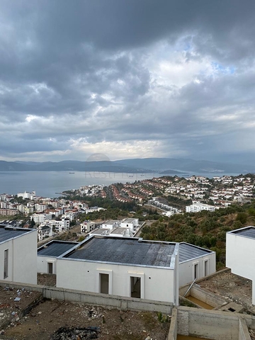 Schönes Leben auf einer Halbinsel mit einzigartiger Natur