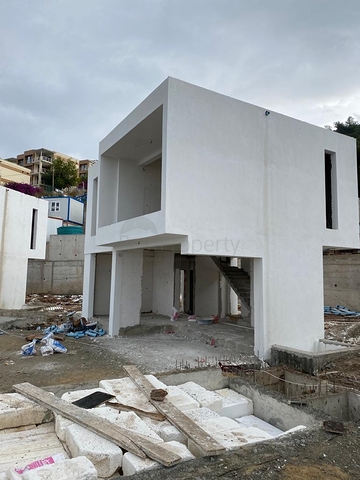 Schönes Leben auf einer Halbinsel mit einzigartiger Natur