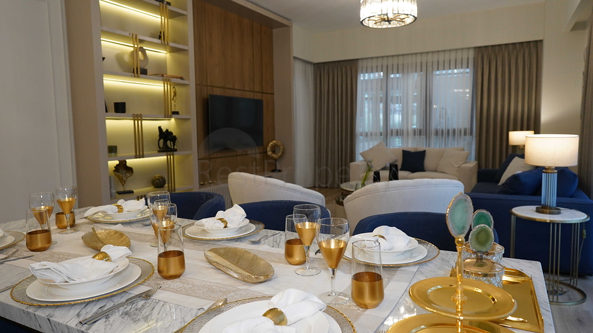 Komplex in Istanbul mit perfekter Verkehrsanbindung