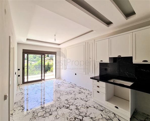 Investitionsprojekt im klassischen Stil im Bezirk Oba