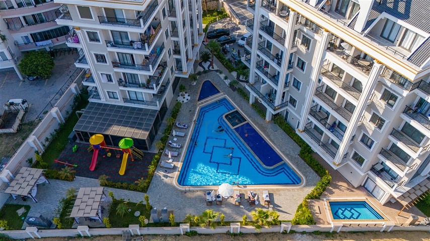 Investitionsprojekt im klassischen Stil im Bezirk Oba