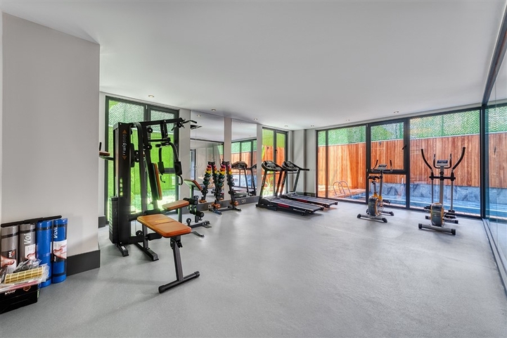 Neubaukomplex im Bezirk Oba