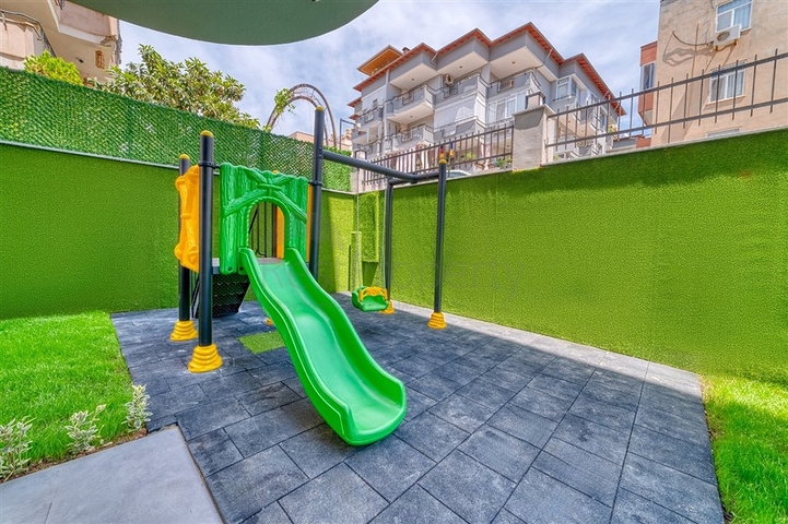 Neubaukomplex im Bezirk Oba