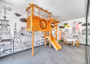 Neubaukomplex im Bezirk Oba