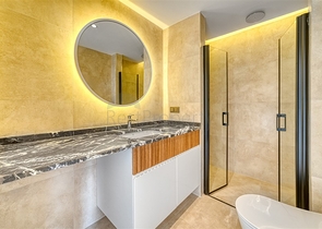 Neubaukomplex im Bezirk Oba