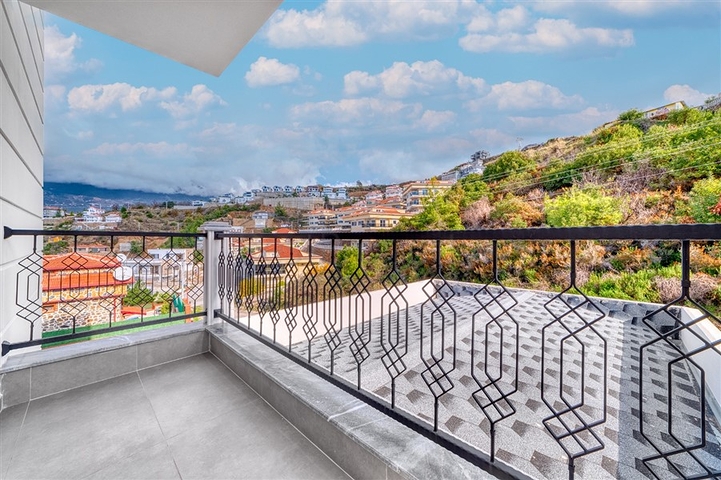 Exklusive Villa mit herrlichem Blick auf das Mittelmeer