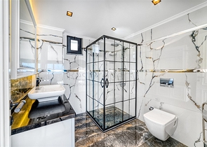 Exklusive Villa mit herrlichem Blick auf das Mittelmeer