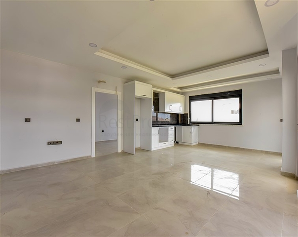 Neues Projekt im klassischen Stil, 400 m vom Meer entfernt im Bezirk Oba