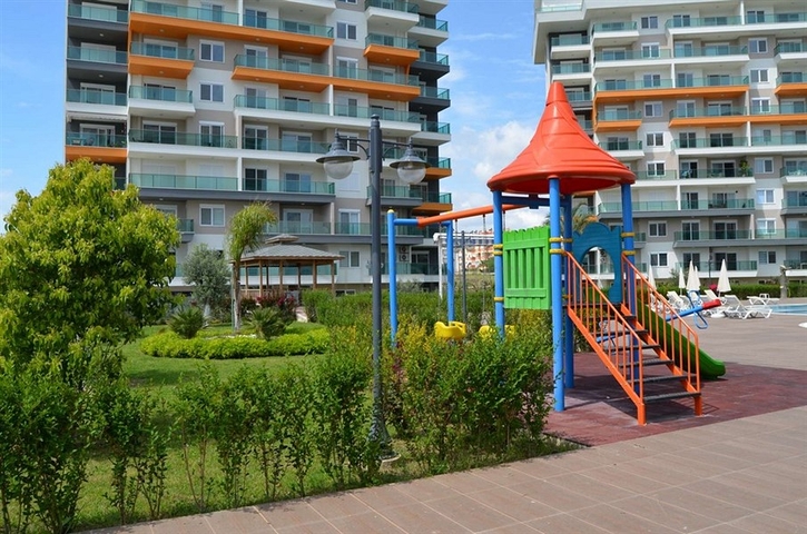 Zweizimmerwohnung mit Möbeln im Stadtteil Avsallar