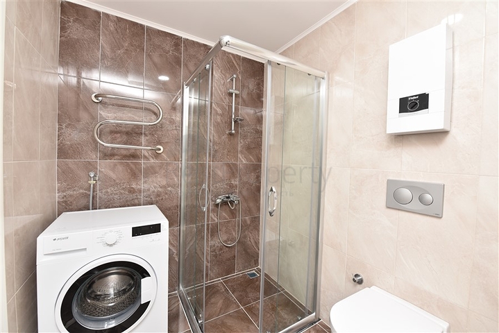 Zweizimmerwohnung mit Möbeln im Stadtteil Avsallar