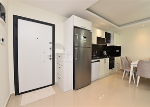 Zweizimmerwohnung mit Möbeln im Stadtteil Avsallar