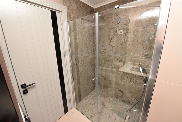 Möblierte Dreizimmerwohnung an der ersten Küste