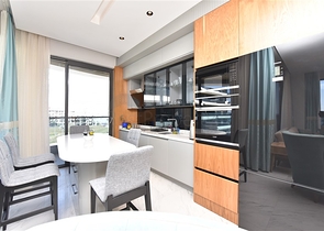 Möblierte Dreizimmerwohnung an der ersten Küste