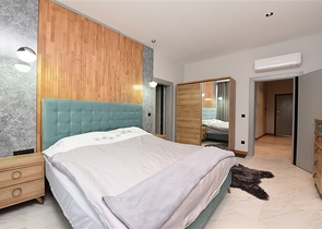 Möblierte Dreizimmerwohnung an der ersten Küste