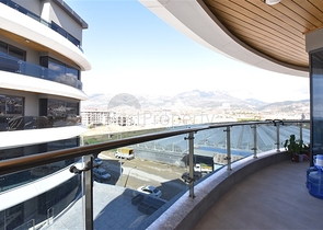 Möblierte Dreizimmerwohnung an der ersten Küste