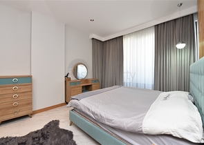 Möblierte Dreizimmerwohnung an der ersten Küste