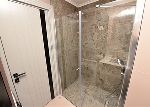 Möblierte Dreizimmerwohnung an der ersten Küste