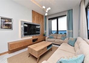 Möblierte Dreizimmerwohnung an der ersten Küste