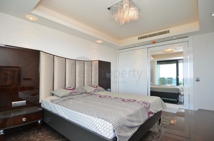 Penthouse 3+2 in einem Prestigeprojekt im Stadtteil Konakly