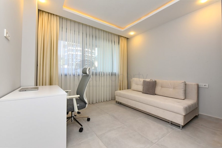 Hochmoderne 3+1-Maisonette mit eigenem Garten in einem Luxus-Komplex