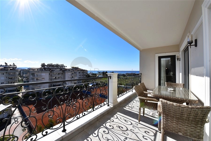 Dreizimmerwohnung in einem schicken Komplex des Zentrums von Alanya