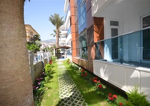 Wohnung zur Miete in der Nähe von Kleopatra Beach