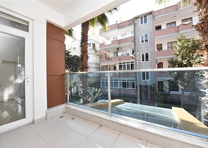 Wohnung zur Miete in der Nähe von Kleopatra Beach