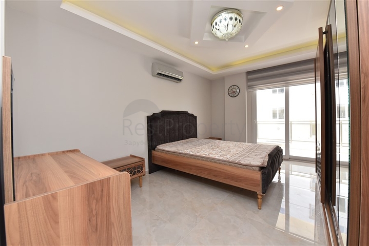 6+2 Gartenduplex 100 Meter vom Meer entfernt