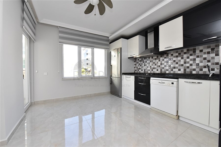 6+2 Gartenduplex 100 Meter vom Meer entfernt