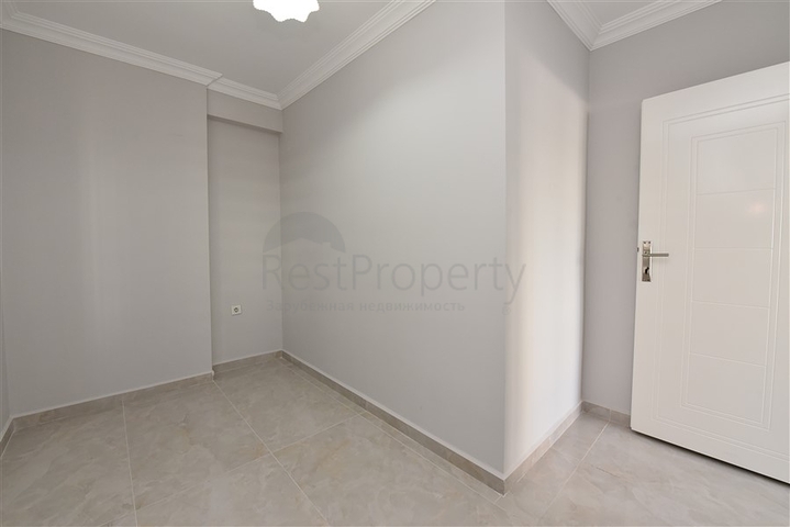 6+2 Gartenduplex 100 Meter vom Meer entfernt