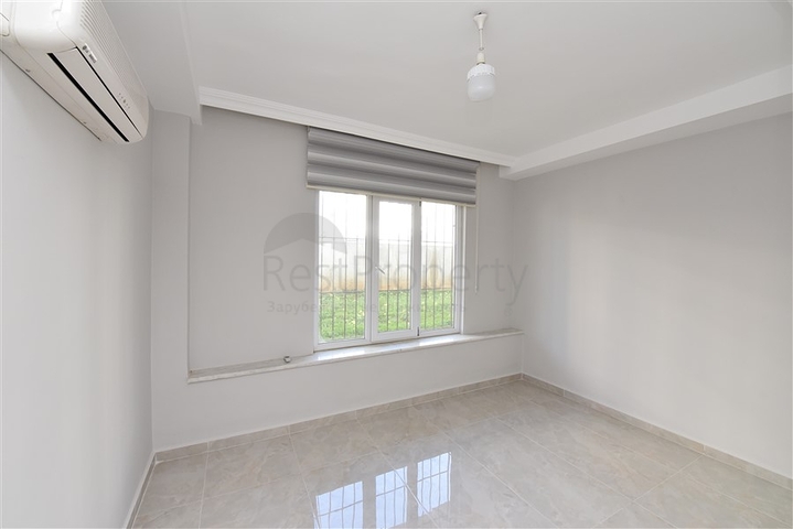 6+2 Gartenduplex 100 Meter vom Meer entfernt