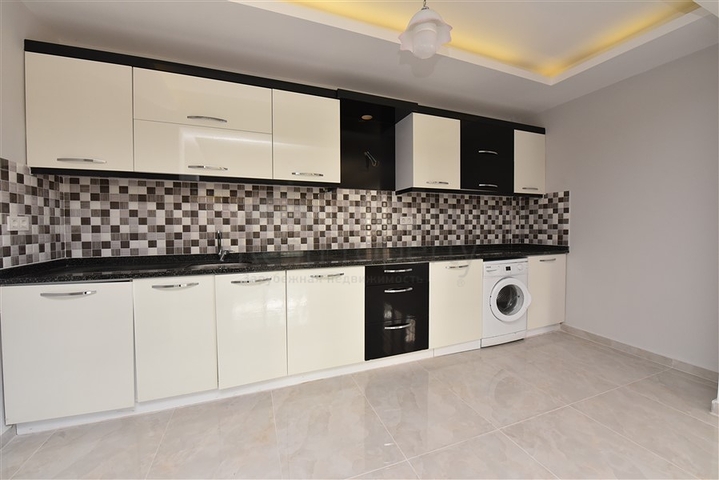 6+2 Gartenduplex 100 Meter vom Meer entfernt