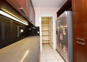 Villa im urbanen Stil, 250 Meter vom Meer entfernt