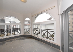 Villa im urbanen Stil, 250 Meter vom Meer entfernt