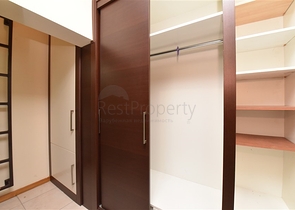 Villa im urbanen Stil, 250 Meter vom Meer entfernt