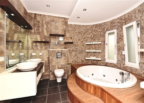 Villa im urbanen Stil, 250 Meter vom Meer entfernt