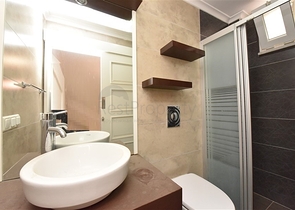 Villa im urbanen Stil, 250 Meter vom Meer entfernt