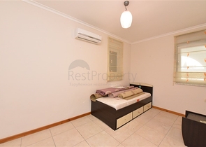 Villa im urbanen Stil, 250 Meter vom Meer entfernt