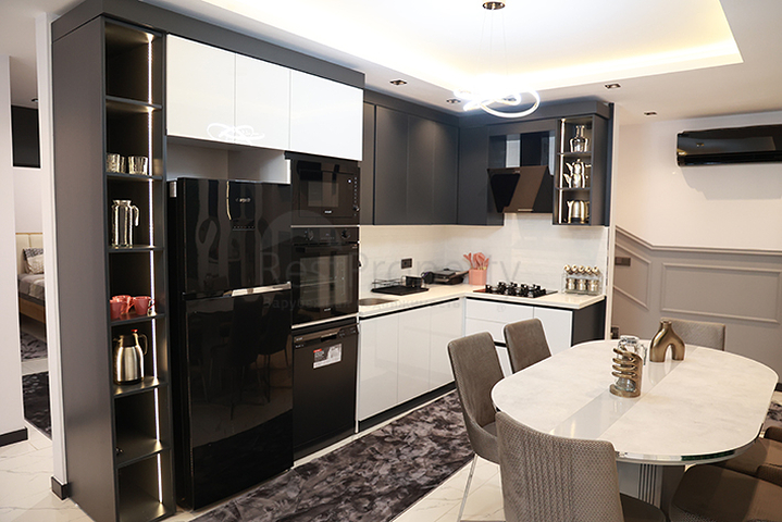 Ein Komplex von Villen in Avsallar