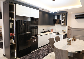 Ein Komplex von Villen in Avsallar