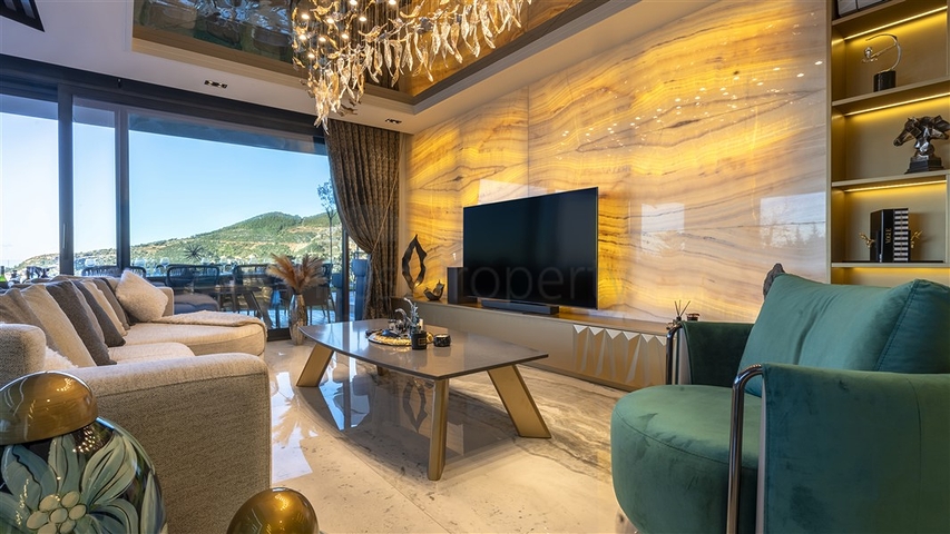 Luxuriöse Villen mit Panoramablick auf das Mittelmeer