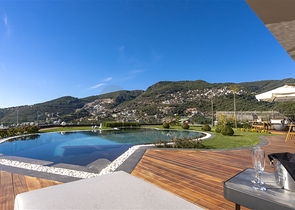 Luxuriöse Villen mit Panoramablick auf das Mittelmeer