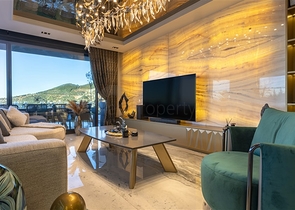 Luxuriöse Villen mit Panoramablick auf das Mittelmeer