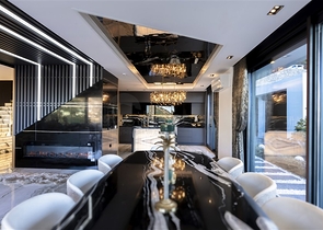 Luxuriöse Villen mit Panoramablick auf das Mittelmeer