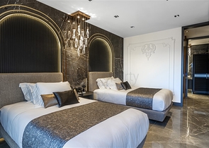 Luxuriöse Villen mit Panoramablick auf das Mittelmeer