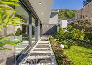 Luxuriöse Villen mit Panoramablick auf das Mittelmeer