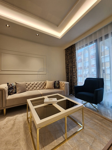 Zweizimmerwohnung in einem Komplex in erster Linie in Mahmutlar