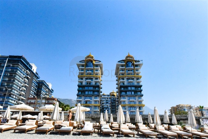 Zweizimmerwohnung in einem Komplex in erster Linie in Mahmutlar